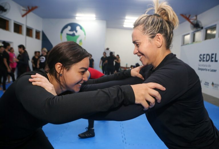 Empoderamento feminino: Descubra o melhor curso de defesa pessoal para mulheres